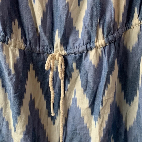 Gap strapless summer dress women's small, blue and white chevron print - Picture 2 of 5
